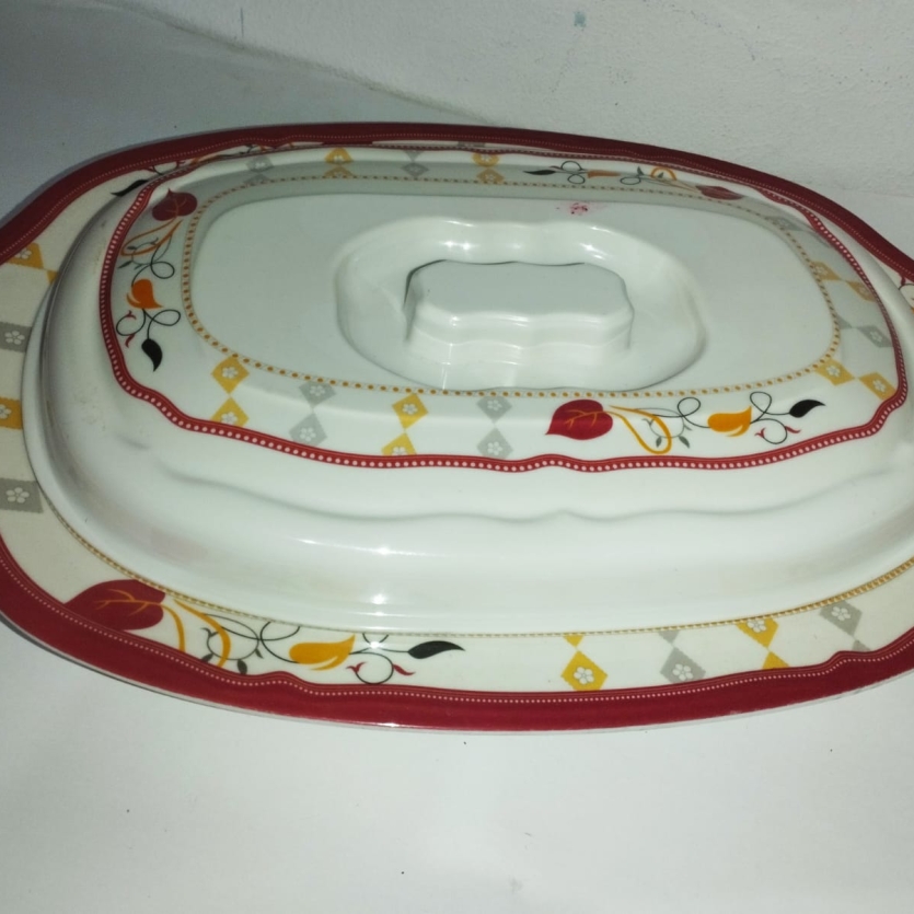 Travessa com Tampa Decorada