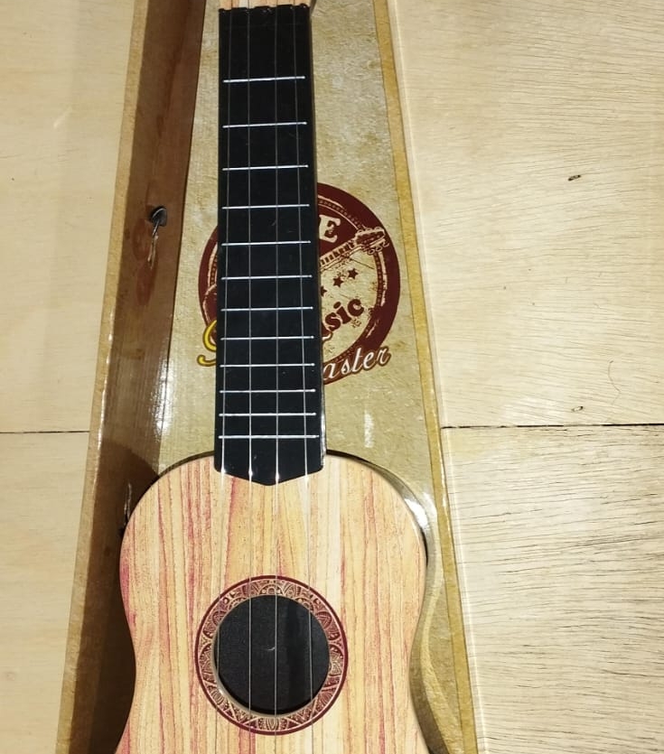 Mini Violão / Ukulele Infantil – Guitar Master (Brinquedo Musical)