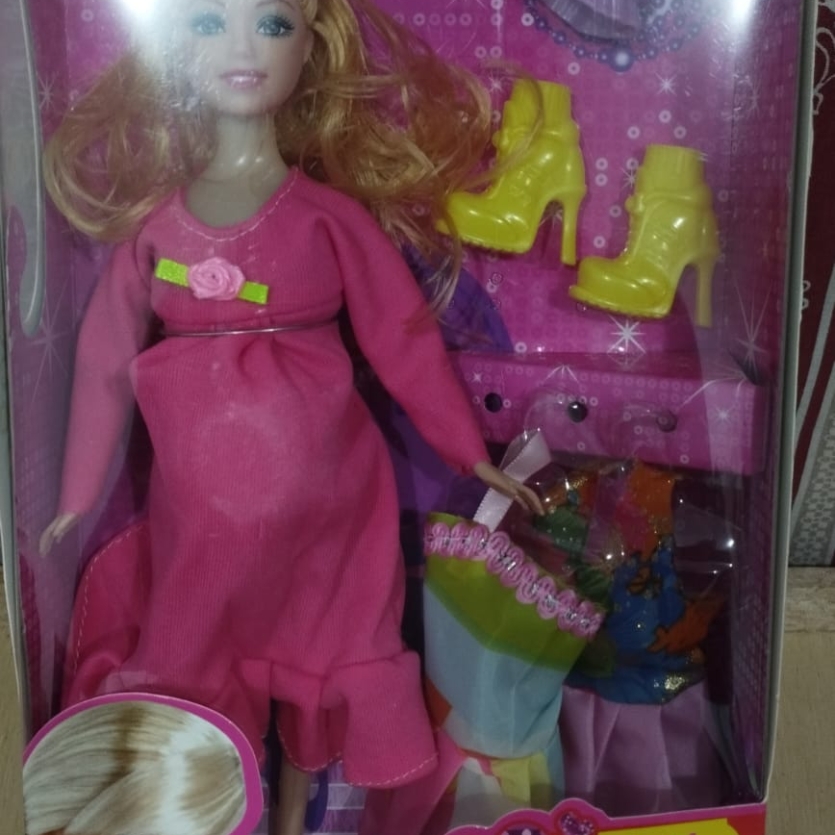 Boneca Beauty Model com Acessórios