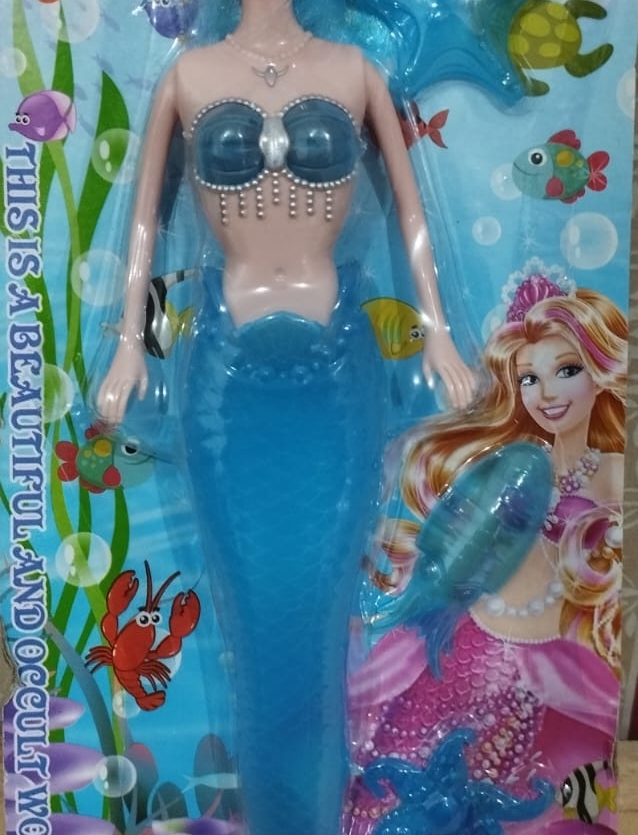 Boneca Mermaids Glamour com Acessórios – 4 Peças